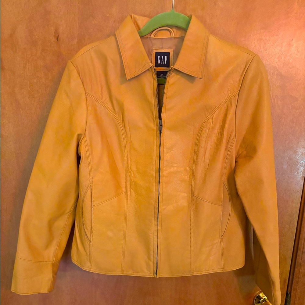 GAP Women's Tan Leather Jacket size M Like New!